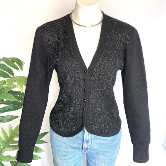 v i n t a g e :: Embroidered Pearl Granny Wool Knit...